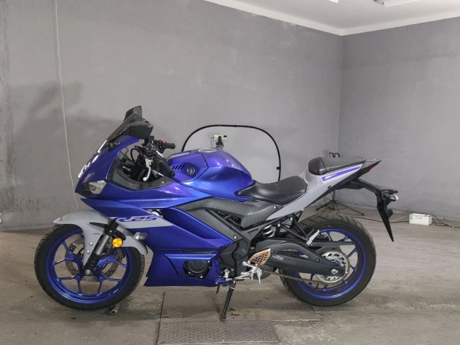 Yamaha YZF-R25  2014