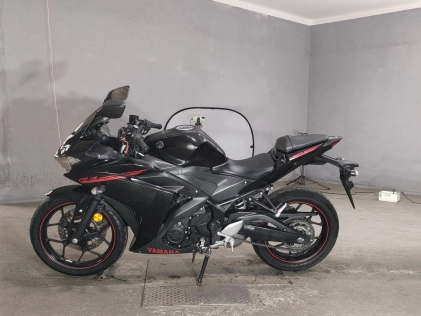 Yamaha YZF-R3  2015