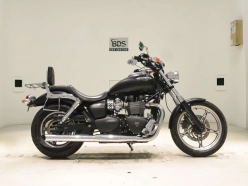 Triumph SPEEDMASTER  2013