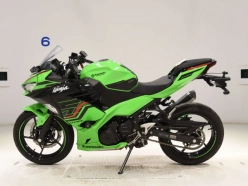 Kawasaki NINJA 400  2022