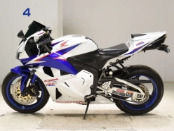 Honda CBR600RR  2011