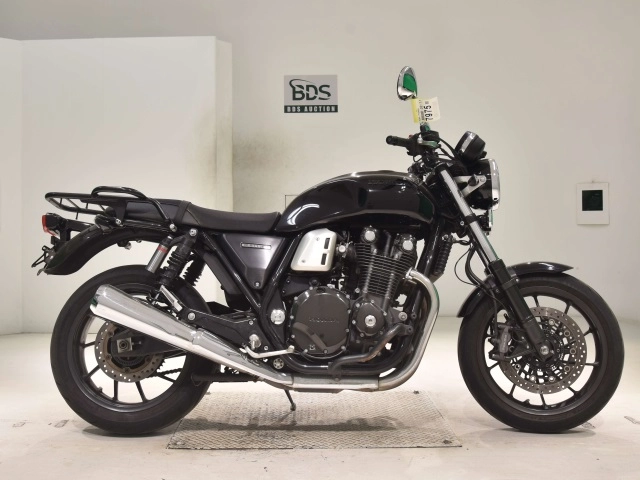 Honda CB1100RS  2019