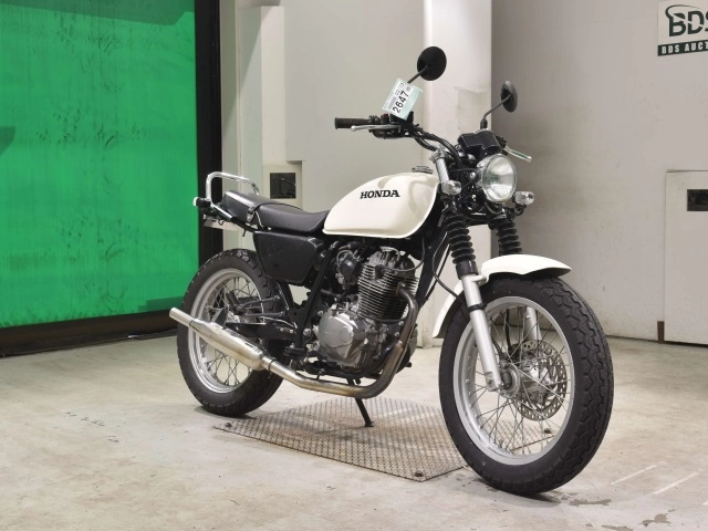 Honda CB223S  2012