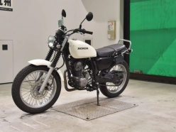Honda CB223S  2012