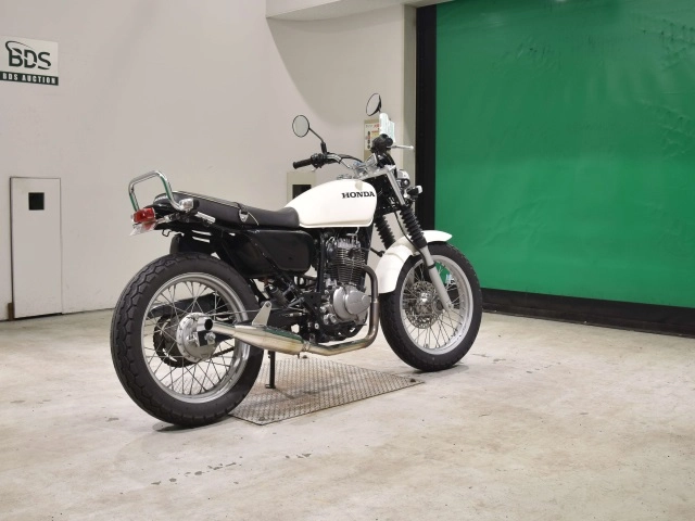 Honda CB223S  2012