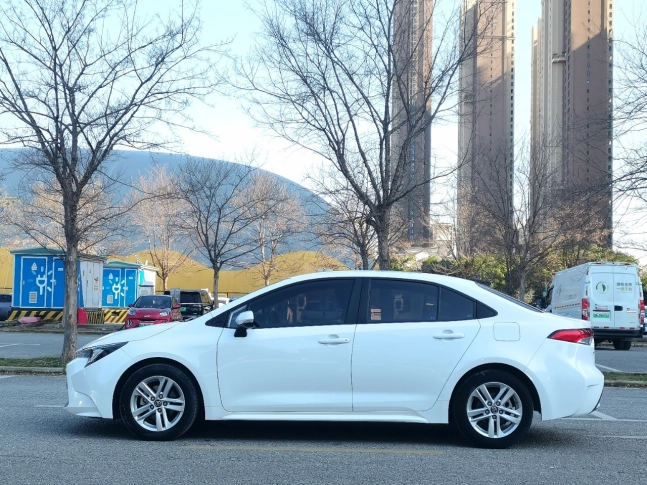 Toyota Levin 1.5L CVT Leading Edition 2021