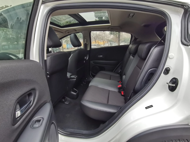 Honda Vezel 1.5L CVT Pioneer Edition 2021