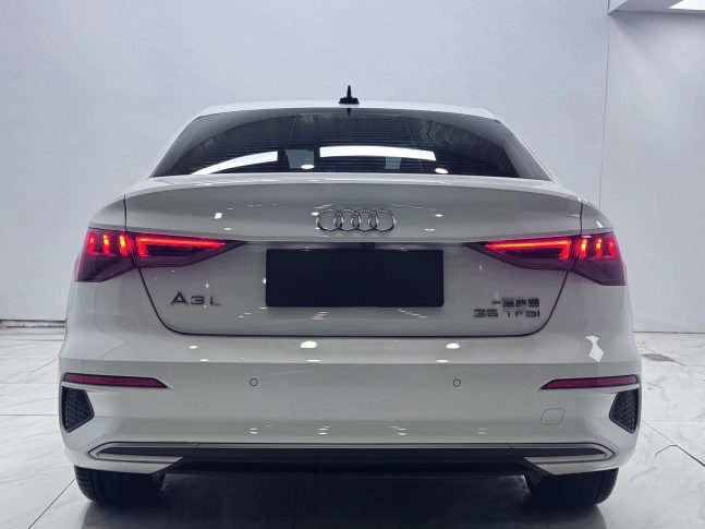 Audi A3 Limousine 35 TFSI Advanced Line 2021
