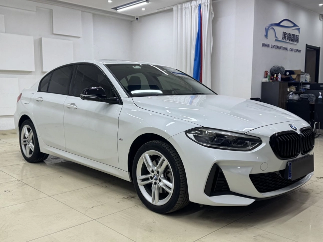 BMW 1-SERIES 120i M Sport (рестайлинг, 2021) 2021