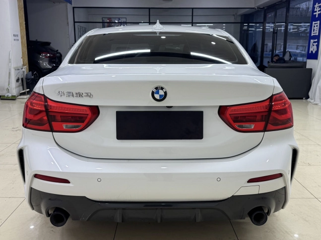 BMW 1-SERIES 120i M Sport (рестайлинг, 2021) 2021