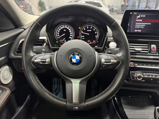 BMW 1-SERIES 120i M Sport (рестайлинг, 2021) 2021