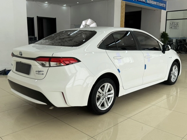 Toyota Levin 1.8H E-CVT Luxury Edition 2022