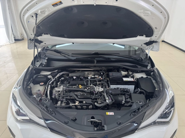 Toyota C-HR 2.0L Luxury Edition 2021