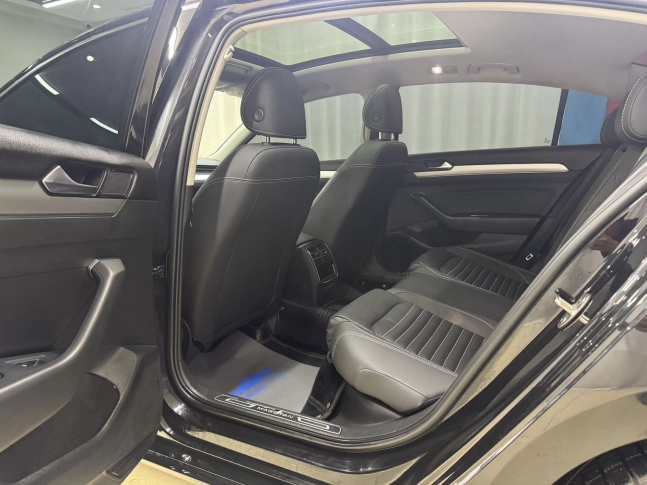 Volkswagen Magotan 280 TSI DSG Leading Edition 2021