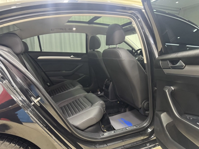 Volkswagen Magotan 280 TSI DSG Leading Edition 2021