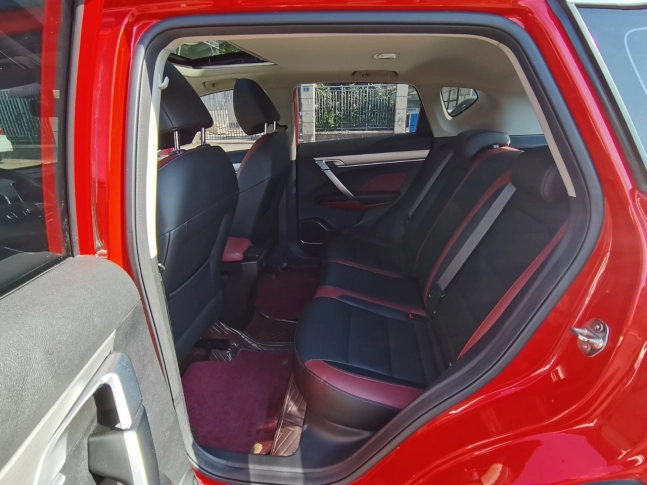Geely Coolray 240T DCT Diamond Edition 2021