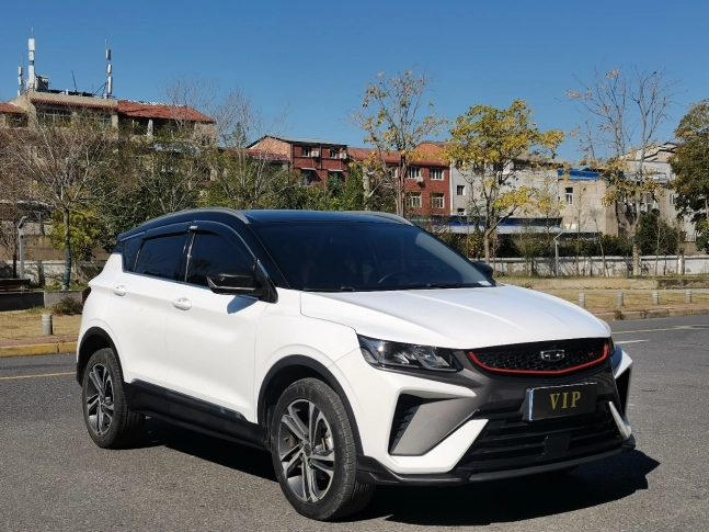 Geely Coolray 240T DCT Diamond Edition 2022