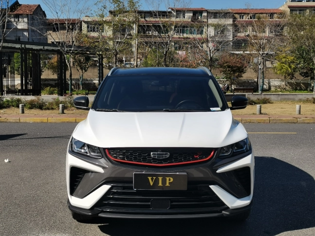 Geely Coolray 240T DCT Diamond Edition 2022