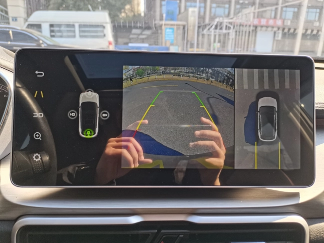Geely Coolray 240T DCT Diamond Edition 2022