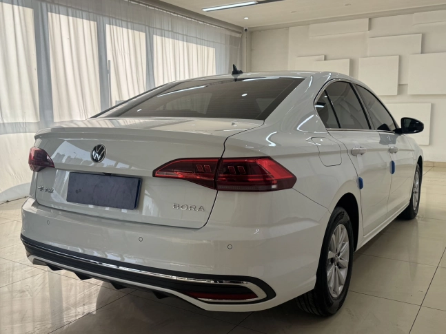 Volkswagen Bora 1.5L AT Limited Edition 2023
