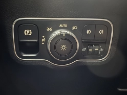 Mercedes-Benz GLA 180  2022