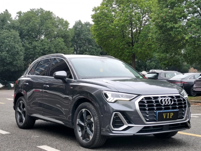 Audi Q3 35 TFSI Fashion Dynamic Edition 2021
