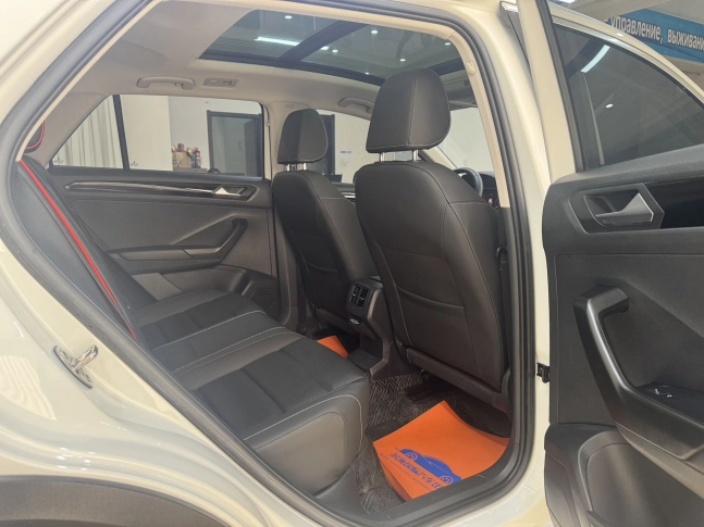 Volkswagen T-ROC 280TSI DSG Comfort PLUS Edition 2022