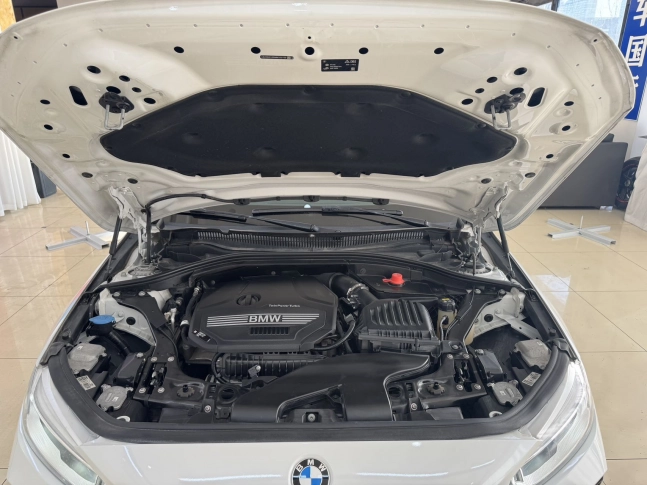 BMW 1-SERIES 120i M Sport 2021