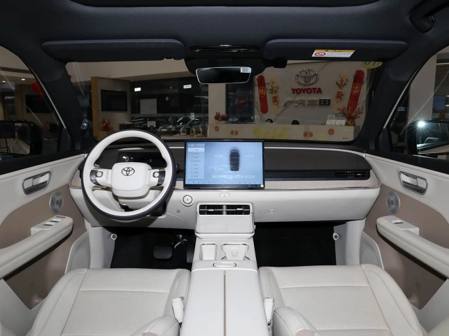 Toyota bZ3X Без ожидания 180 дней 2026