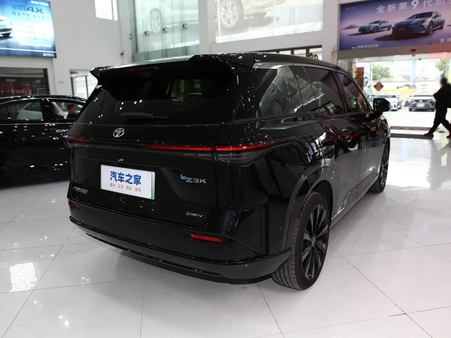 Toyota bZ3X Без ожидания 180 дней 2026