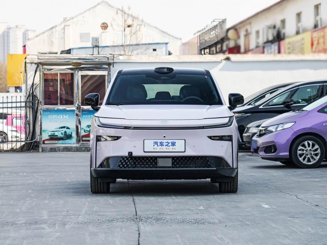 Toyota bZ3X Без ожидания 180 дней 2026