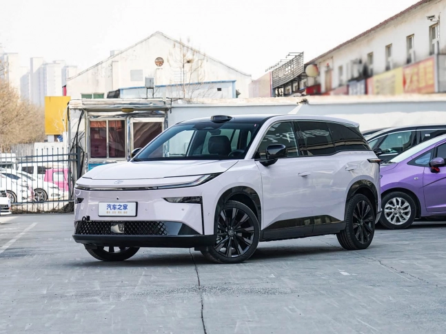 Toyota bZ3X Без ожидания 180 дней 2026