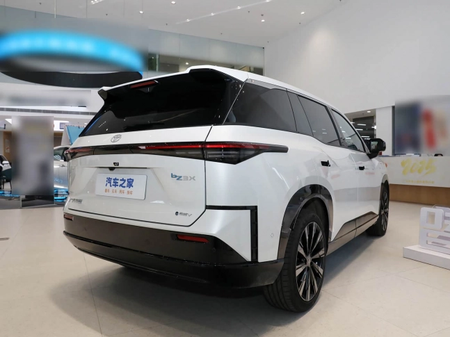 Toyota bZ3X Без ожидания 180 дней 2026