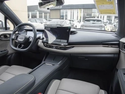 Lynk & Co 06 Без ожидания 180 дней 2026
