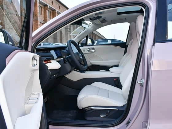 Lynk & Co 06 Без ожидания 180 дней 2026