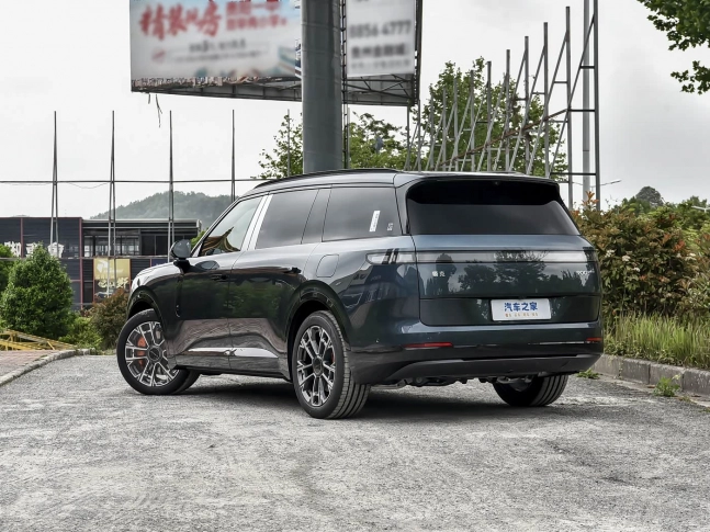 Lynk & Co 900 Без ожидания 180 дней 2026