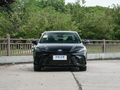 Toyota Camry Без ожидания 180 дней 2026