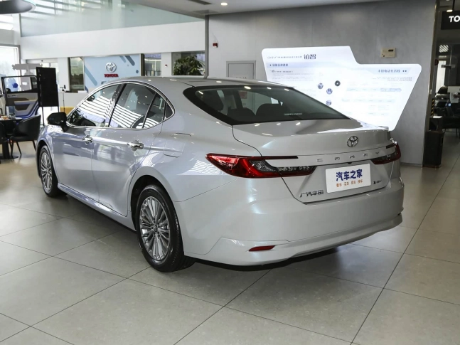 Toyota Camry Без ожидания 180 дней 2026