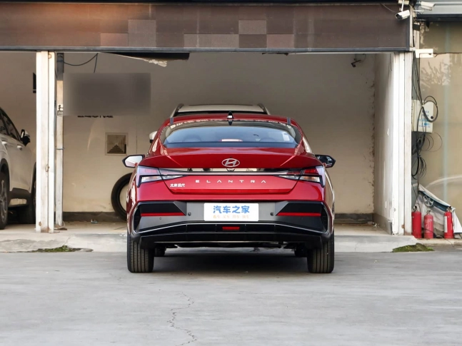 Hyundai Elantra Без ожидания 180 дней 2026