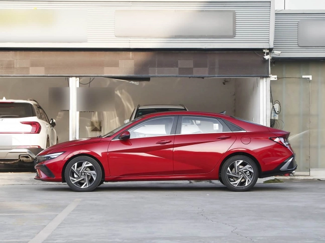 Hyundai Elantra Без ожидания 180 дней 2026