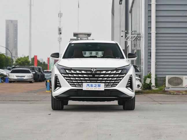 Changan UNI-Z Без ожидания 180 дней 2026