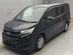 Toyota Noah X 2021