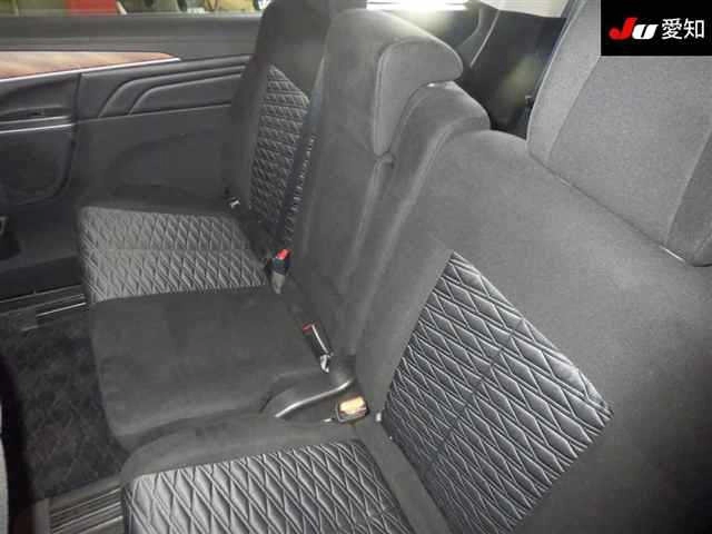 Mitsubishi Delica D:5 G Power - Package 4WD 2021
