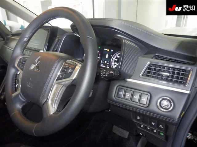 Mitsubishi Delica D:5 G Power - Package 4WD 2021