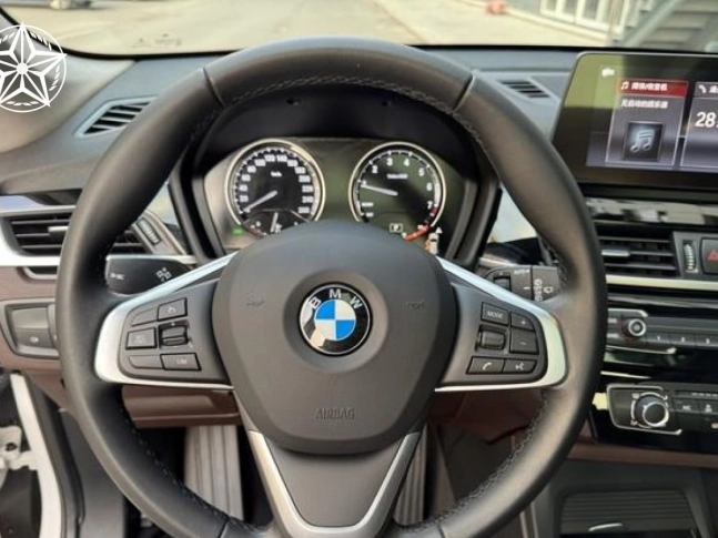 BMW X1 sDrive 20Li SAT Fashion 2022