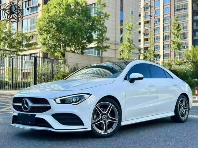 Mercedes-Benz CLA 200 200 four-door coupe 2022