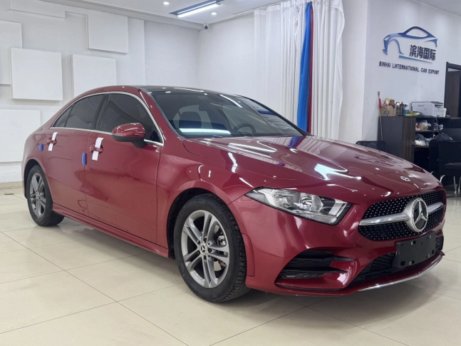 Mercedes-Benz A-CLASS A 180 L Sport Sedan (Restyling) 2021