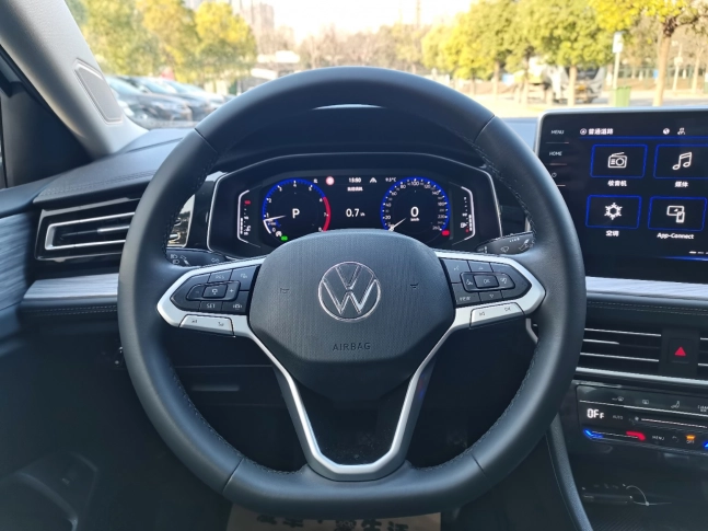 Volkswagen Sagitar 280TSI DSG Surpass Plus Edition 2022