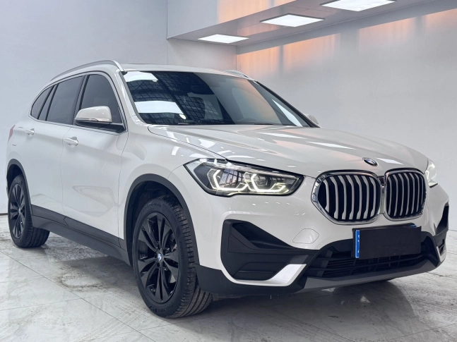 BMW X1 sDrive20Li 2021