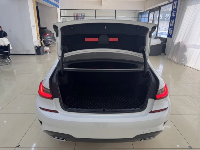 BMW 3-SERIES 320Li M Sport 2022